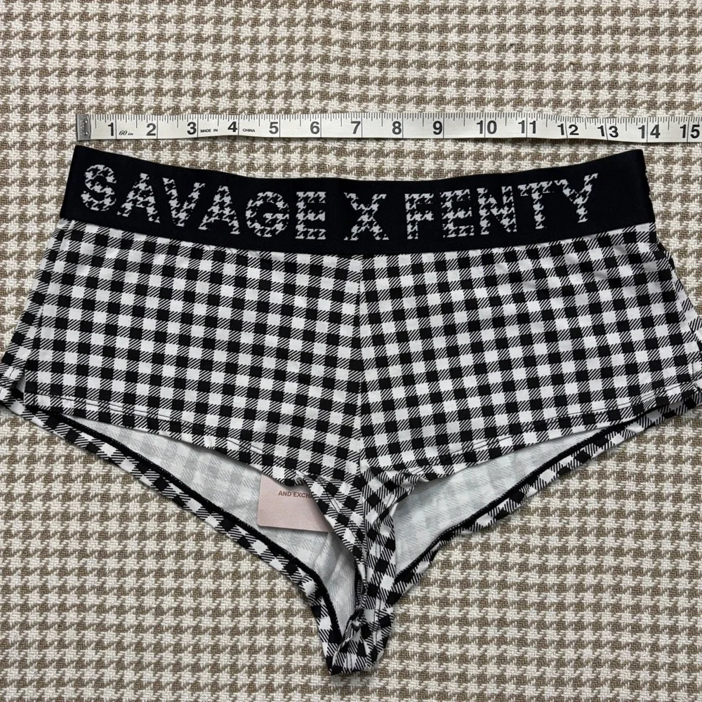 Savage X Fenty | ‘Forever Savage’ Gingham Print Set - Picture 16 of 16